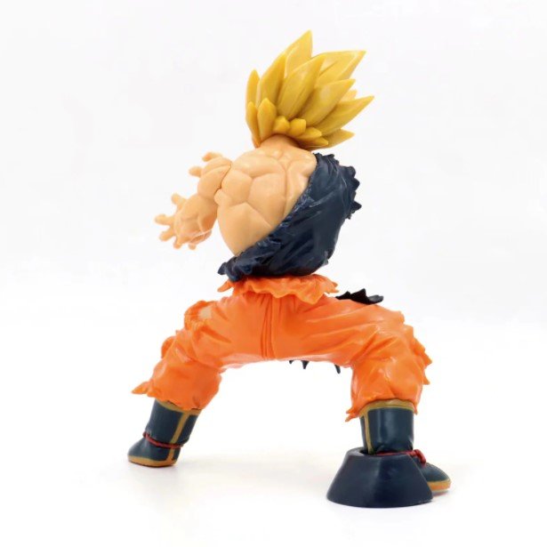 Estátua Trunks Adulto SSJ - Manga Livre RS