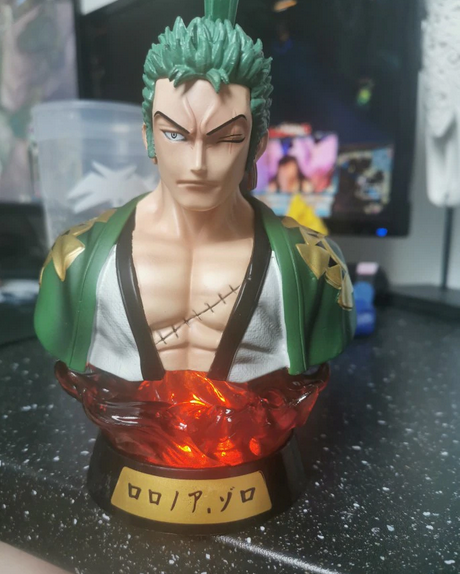 Action Figure Roronoa Zoro - Manga Livre RS