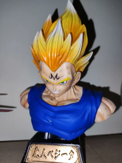 Estátua Trunks Adulto SSJ - Manga Livre RS